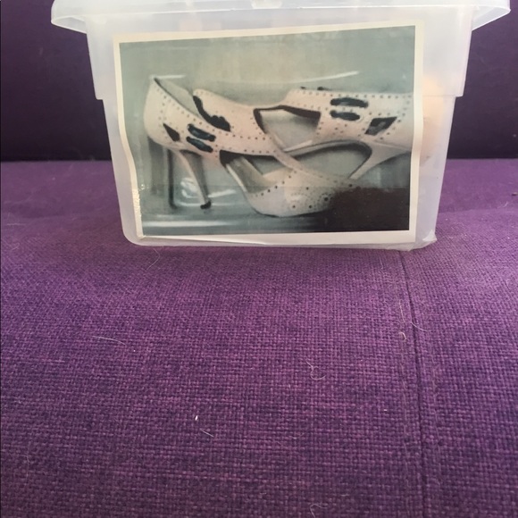 Manolo Blahnik 4 inch heels - Picture 5 of 5